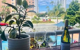 Beautiful Broadbeach Living!